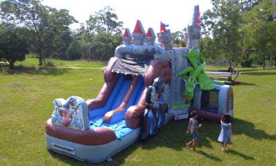 Knights Dragon Bounce House