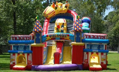 Front of Midway Obstacle Course Rental