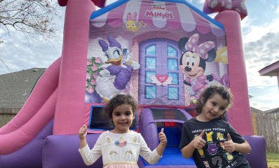 Minnie Mouse Daisy Pink Bounce House