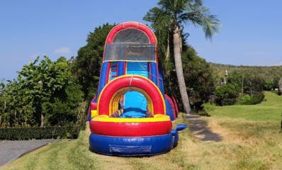 Giant Inflatable Water Slide Rental