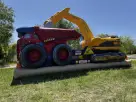 Perfect for Cypress construction-themed parties, this obstacle course rental in Houston accommodates 4 kids with interactive dump