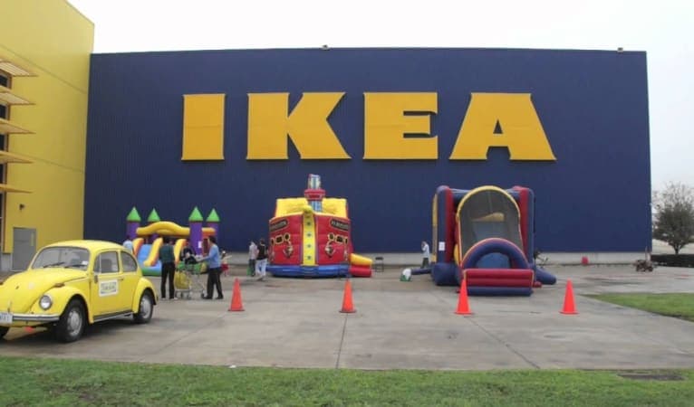 50ft Shopkins Obstacle Course w/ Wet or Dry Slide - Video